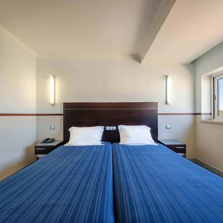 Otel Santo Amaro - Sa