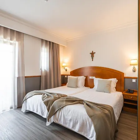 Otel Santo Amaro - Sa 3*