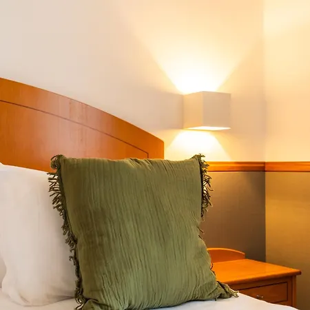 Santo Amaro - Sa ホテル ファティマ